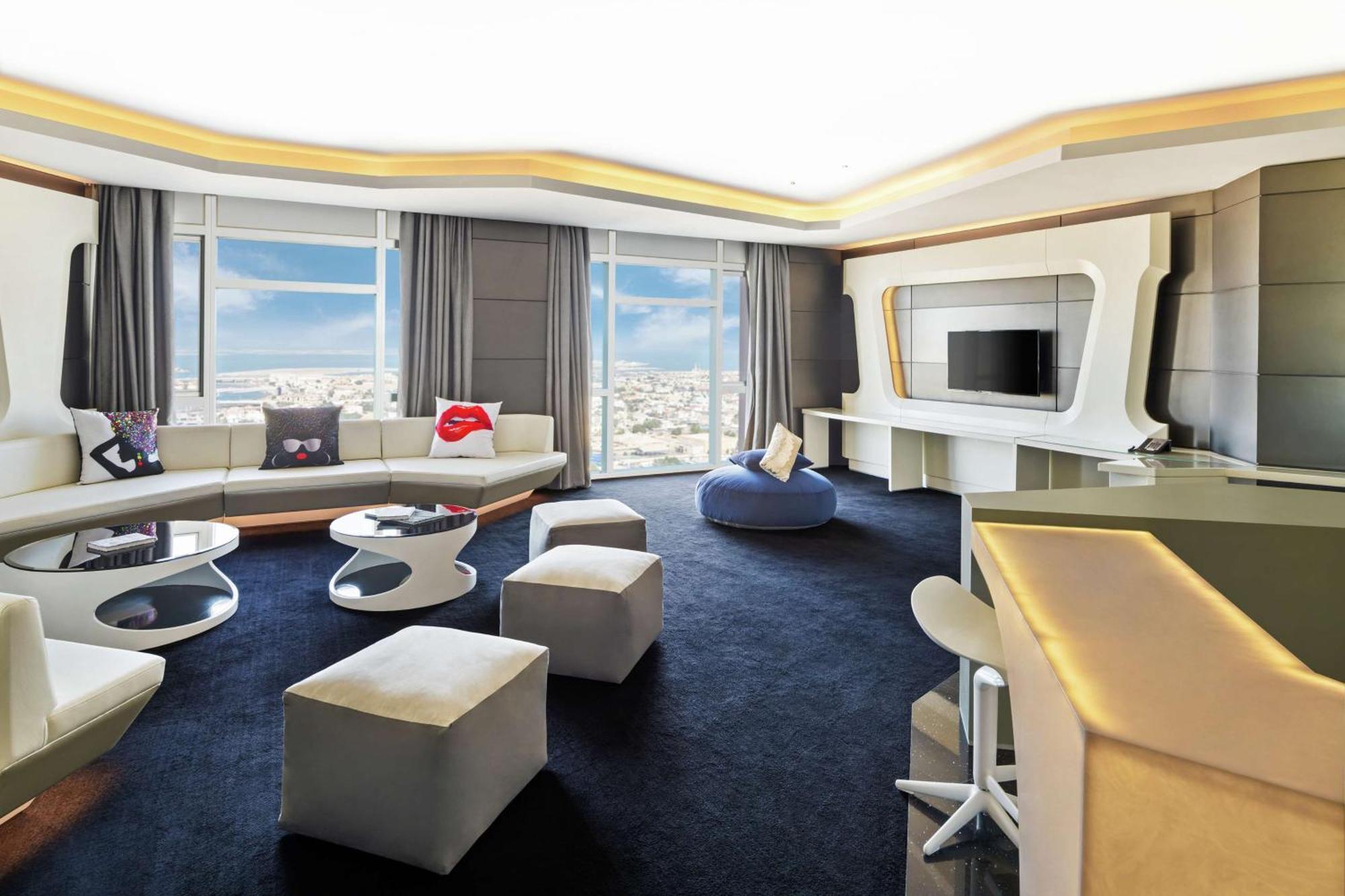 V Hotel Dubai, Curio Collection By Hilton Εξωτερικό φωτογραφία Suite