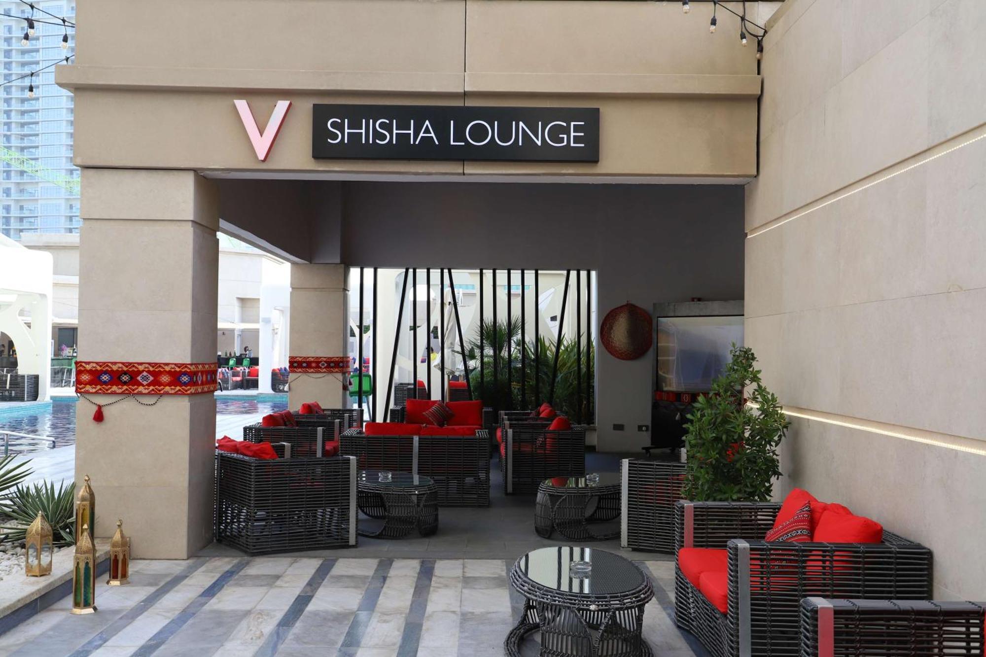 V Hotel Dubai, Curio Collection By Hilton Εξωτερικό φωτογραφία A shisha lounge in Dubai