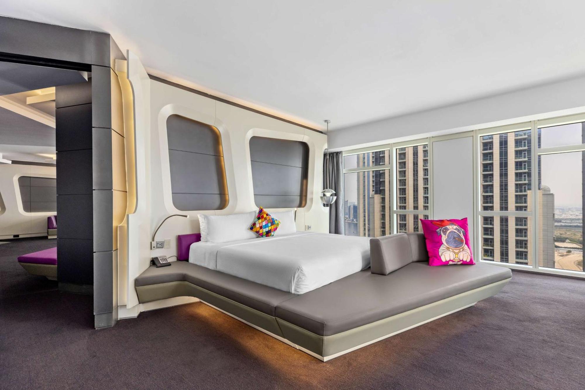 V Hotel Dubai, Curio Collection By Hilton Εξωτερικό φωτογραφία