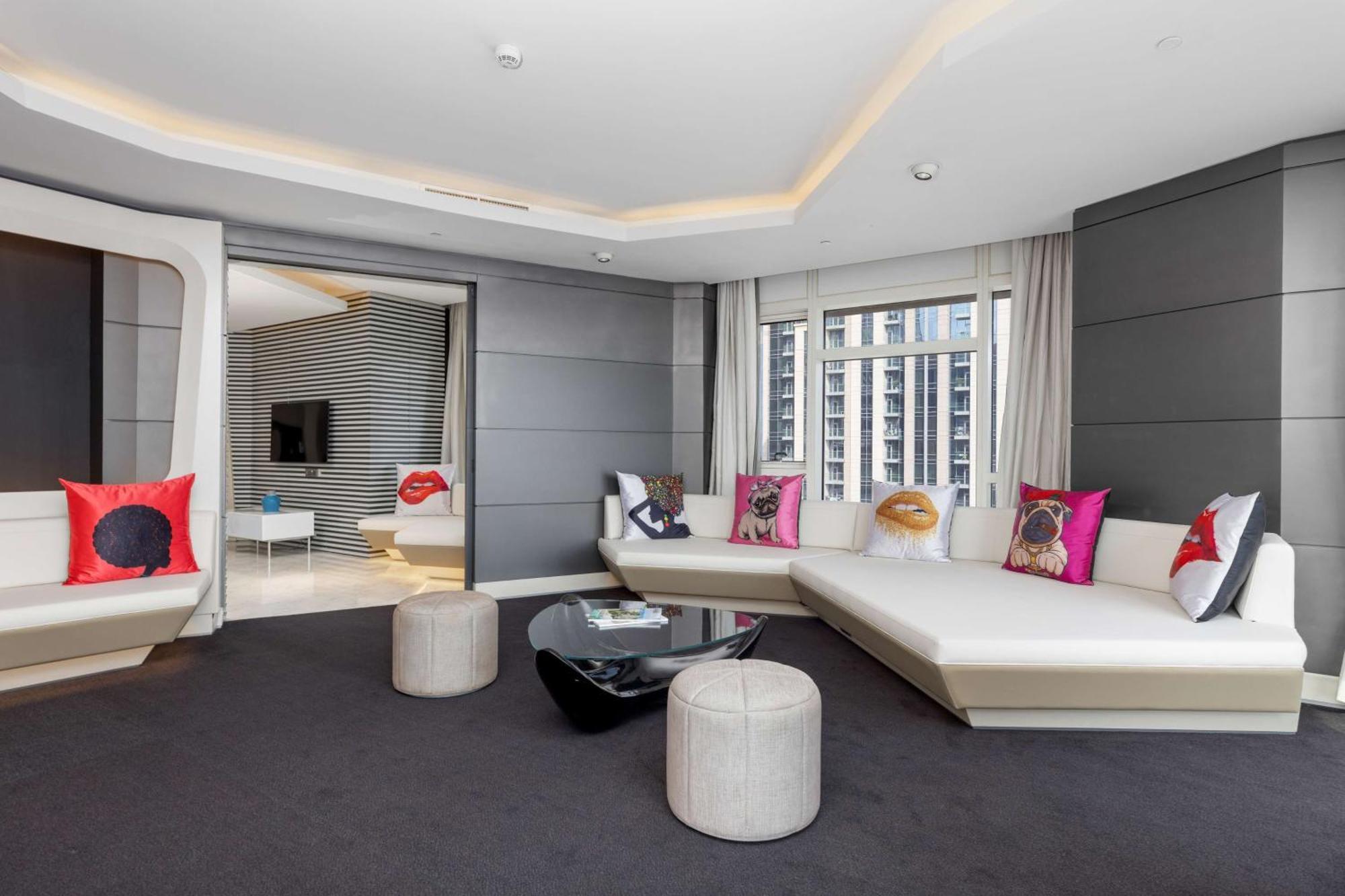 V Hotel Dubai, Curio Collection By Hilton Εξωτερικό φωτογραφία